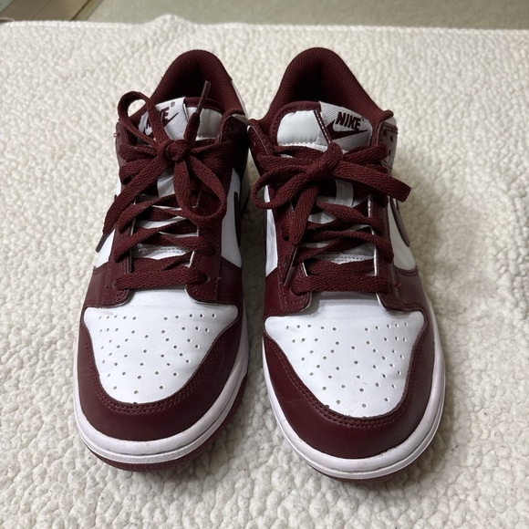Nike Burgundy and White Women's Sneakers - Picture 2 of 5